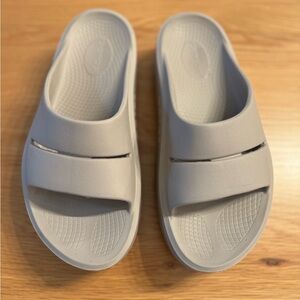 Platform OOFOS Slides